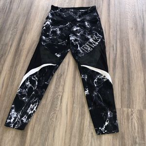 Pink brand leggings size small